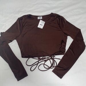Long sleeve crop top